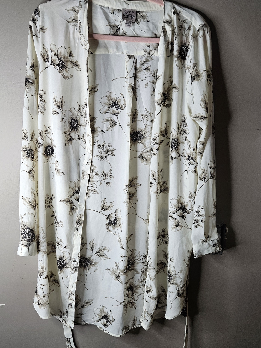 Como Vintage Cream Satin Floral Cardigan Ptp 20" Length 35" Size M 100% Poly